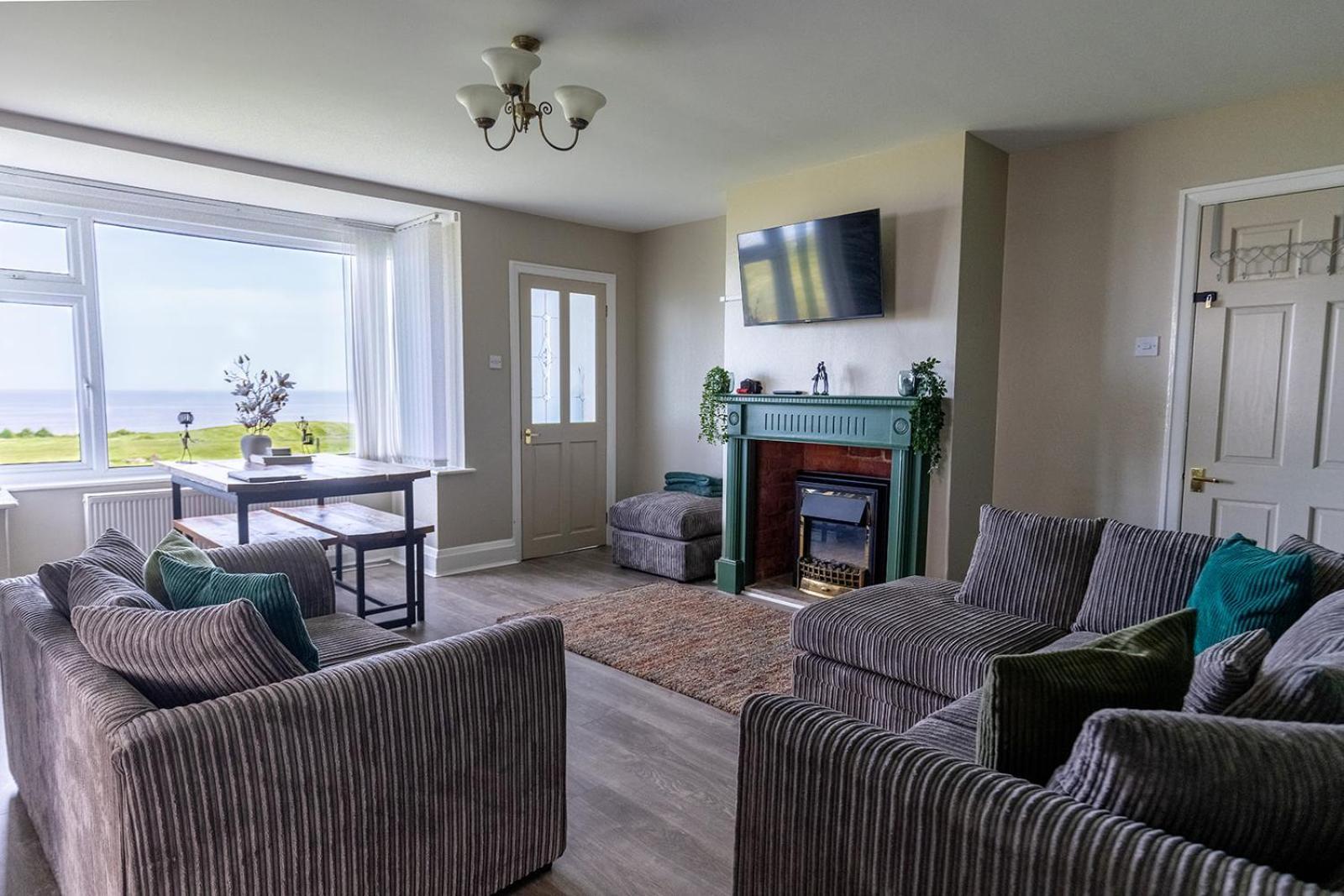 Beachfront Apartment - Ground Floor Apartment With Sea Views, Next To The Beach, Bridlington, North Yorkshire Bessingby Zewnętrze zdjęcie